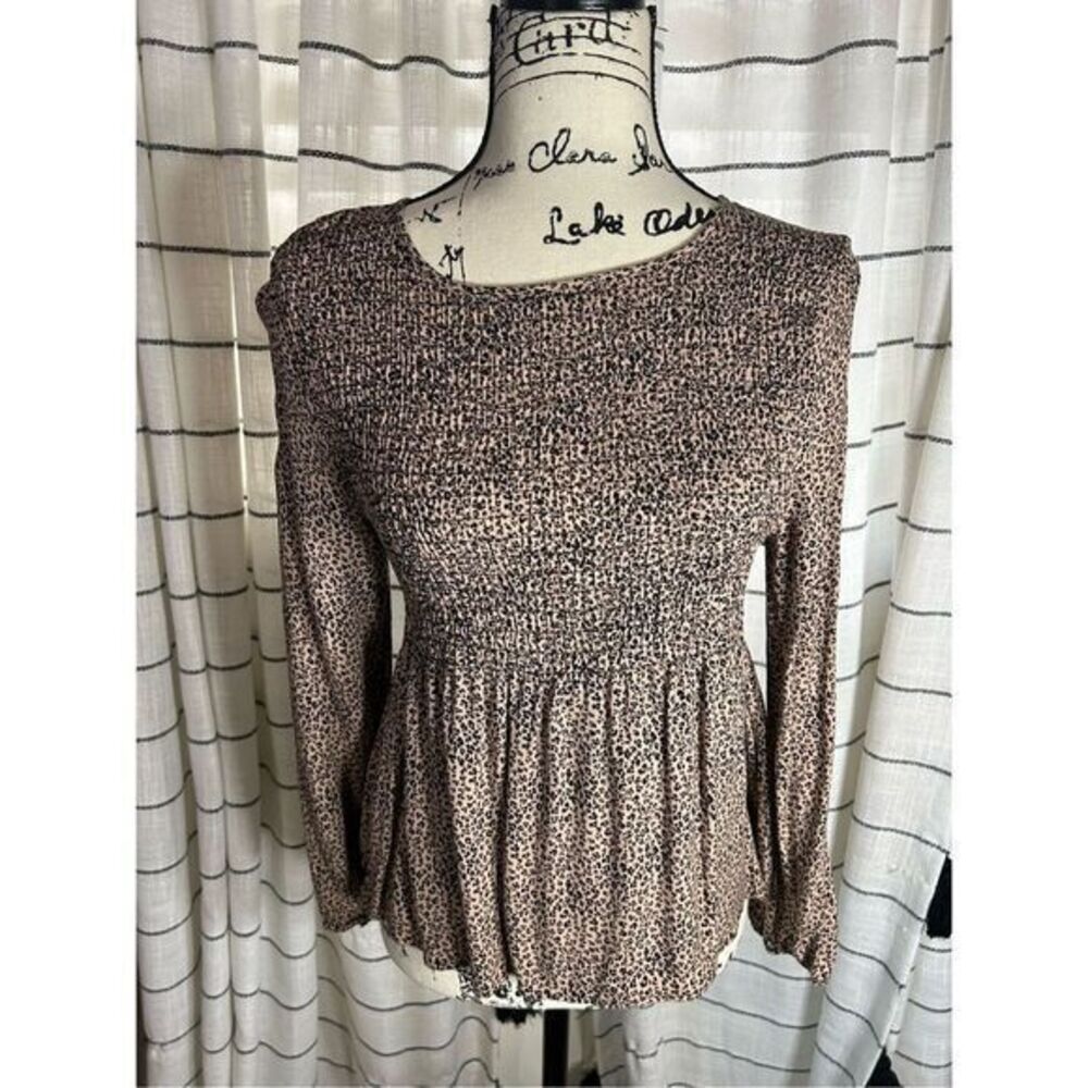 Urban Romantics Women's Leopard Print Size M Smocked Blouse / Top Long Sleeve